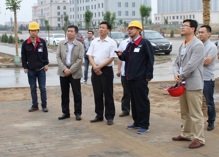 2016-6-1政協(xié)副主席楊文斌檢查工地 066.jpg